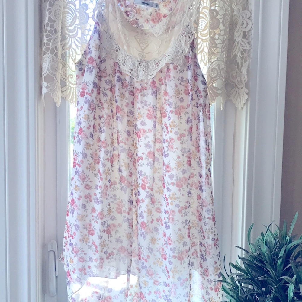 PAPAYA FLORAL TOP